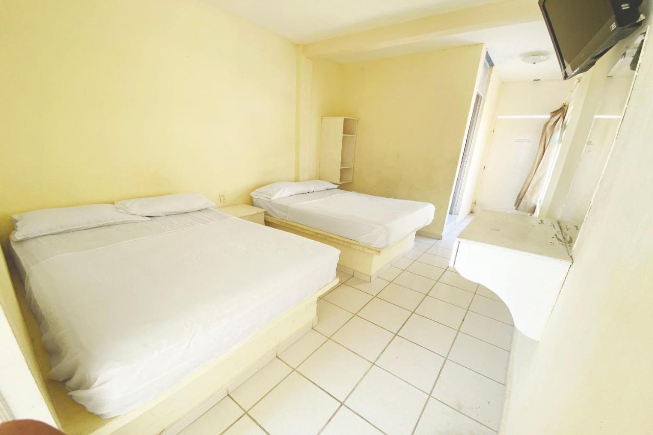 Oyo Hotel Villas Paraiso Stephany Acapulco Esterno foto